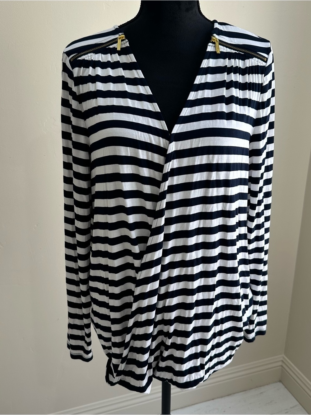 MK Michael Kors Striped Black & White long sleeves top with gold zipper accent L